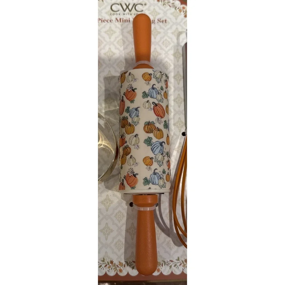 CWC 4 Piece Mini Baking Set Pumpkin Thanksgiving Spatula Whisk Rolling Pin NEW